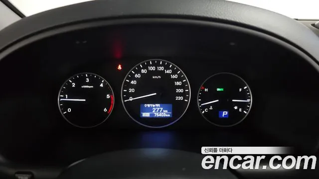 Hyundai Starex 2021 — фото 8