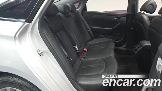 Hyundai Sonata 2015 — фото 17