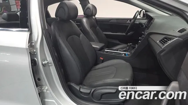 Hyundai Sonata 2015 — фото 18