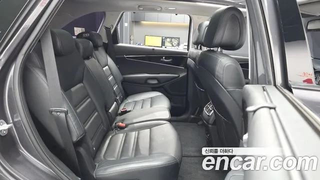 Kia Sorento 2016 — фото 12