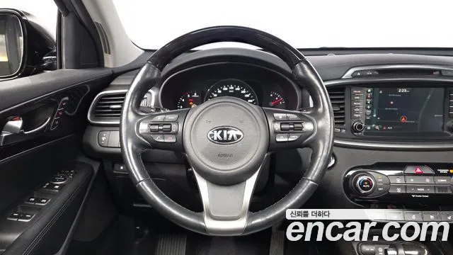 Kia Sorento 2016 — фото 13