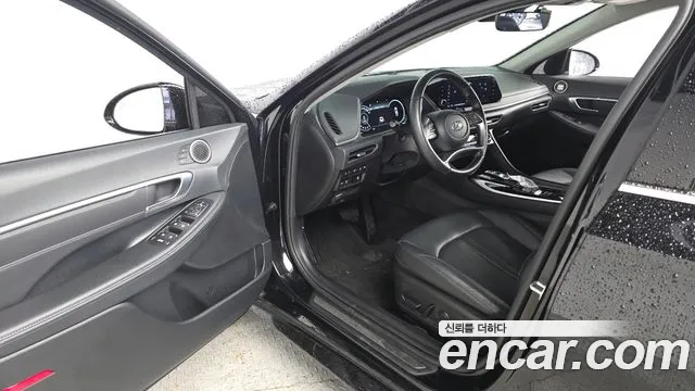 Hyundai Sonata 2022 — фото 13