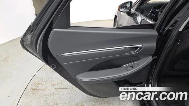 Hyundai Sonata 2022 — фото 15