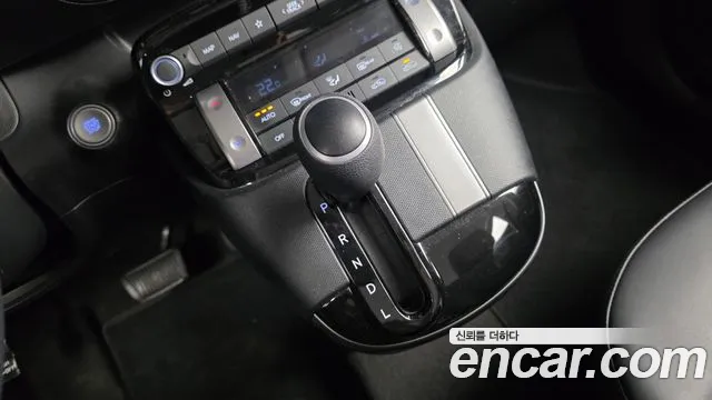 Hyundai Casper 2023 — фото 12