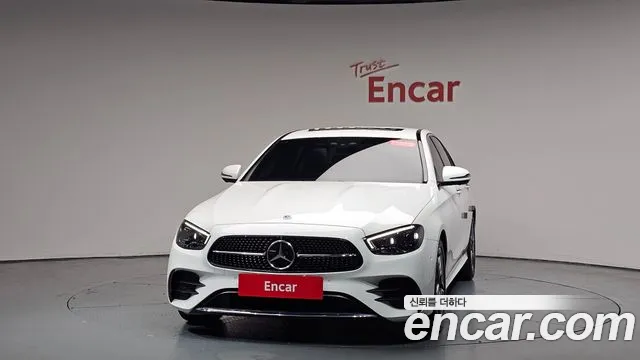 Mercedes-Benz E-Class 2023 — фото 2