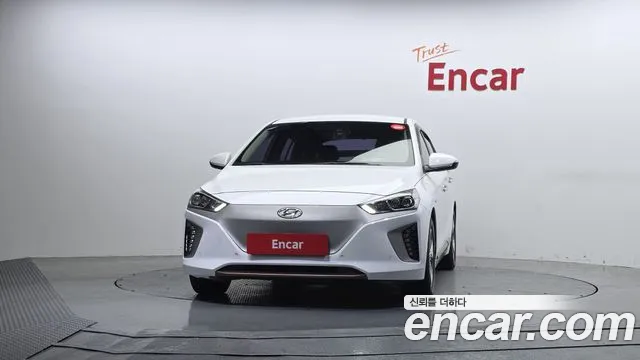 Hyundai Ioniq 2017 — фото 3