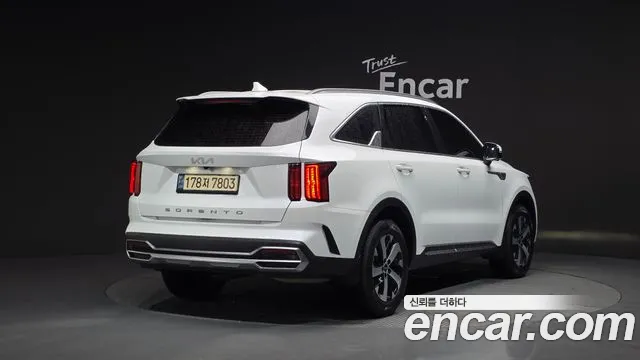 Kia Sorento 2022 — фото 2