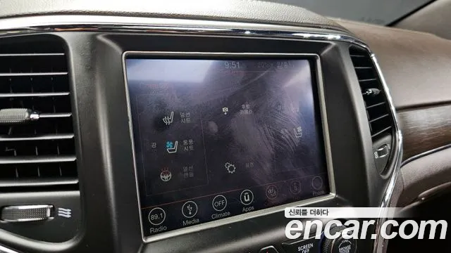 Jeep Cherokee 2018 — фото 17