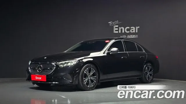 Mercedes-Benz E-Class 2025 — фото 1