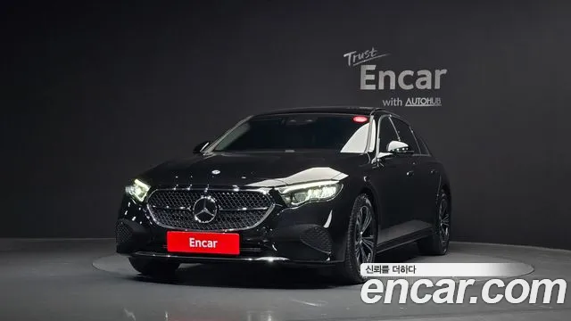 Mercedes-Benz E-Class 2025 — фото 3