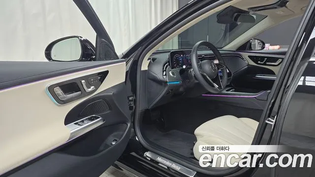 Mercedes-Benz E-Class 2025 — фото 13