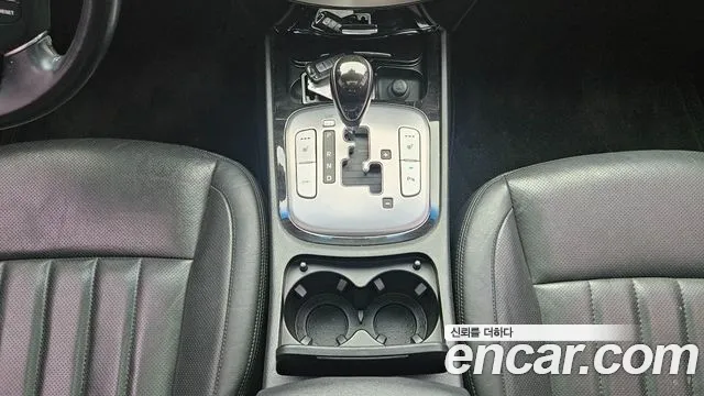 Hyundai Genesis 2014 — фото 15