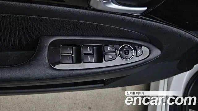 Hyundai Genesis 2014 — фото 17