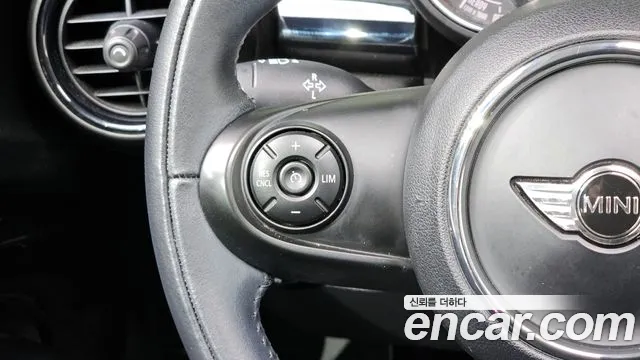 Mini Cooper 2018 — фото 18