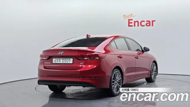 Hyundai AVANTE 2017 — фото 2