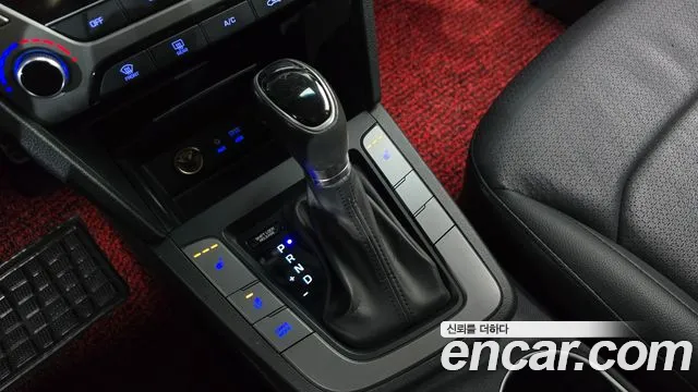 Hyundai AVANTE 2017 — фото 9