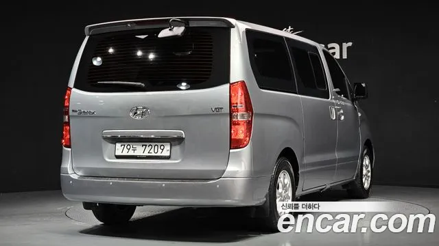 Hyundai Starex 2016 — фото 2