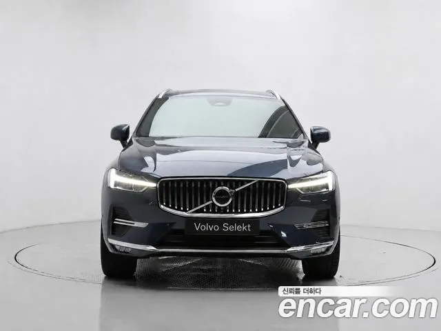 Volvo XC60 2023 — фото 3