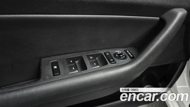 Hyundai Sonata 2015 — фото 17