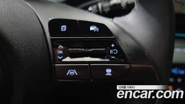 Hyundai AVANTE 2025 — фото 17