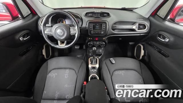 Jeep Renegade 2016 — фото 7