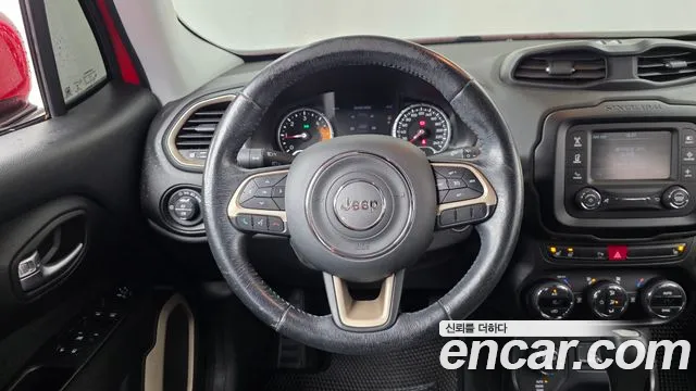 Jeep Renegade 2016 — фото 13
