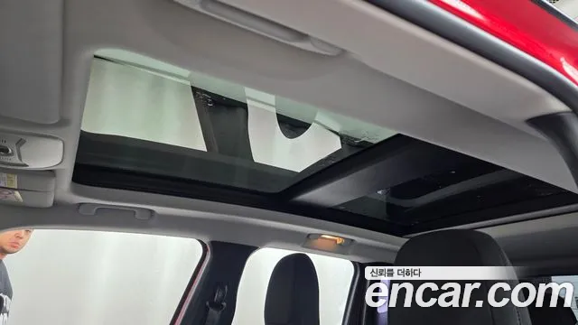 Jeep Renegade 2016 — фото 18