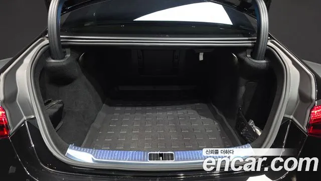 Mercedes-Benz S-Class 2021 — фото 20