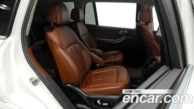 BMW X7 2020 — фото 17