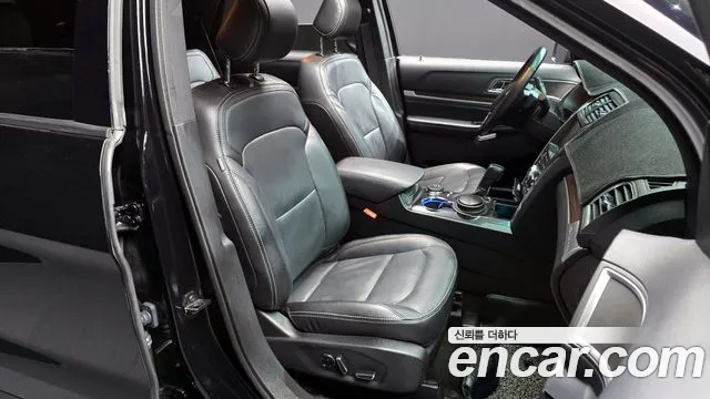 Ford Explorer 2016 — фото 12
