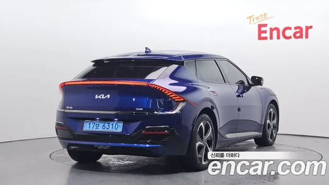 Kia EV6 2022 — фото 2