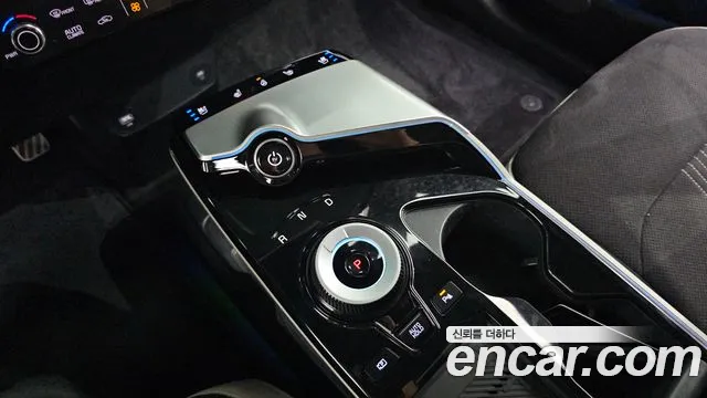 Kia EV6 2022 — фото 12