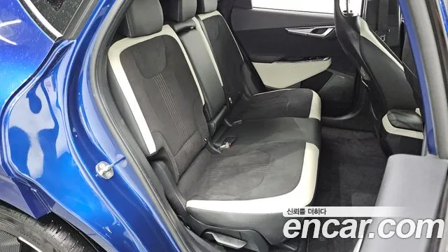 Kia EV6 2022 — фото 18