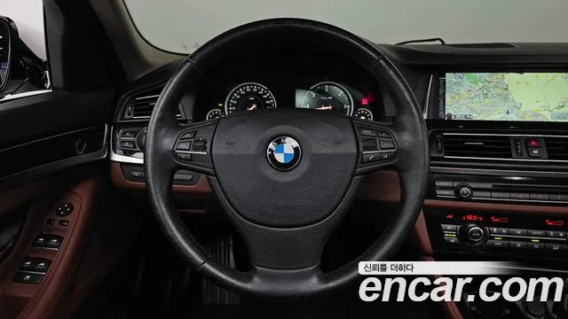 BMW 5-Series 2016 — фото 13