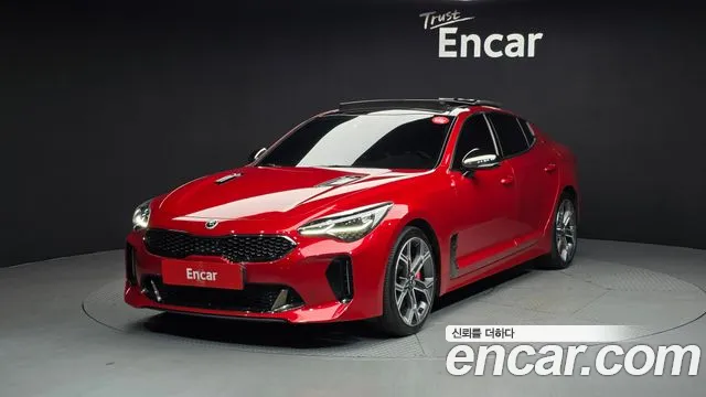 Kia Stinger 2019 — фото 1
