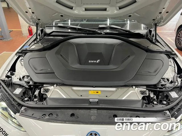 BMW i4 2025 — фото 4