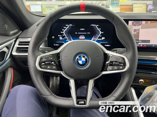 BMW i4 2025 — фото 5