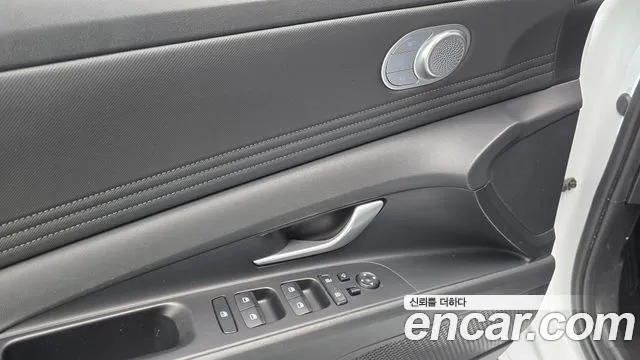 Hyundai AVANTE 2023 — фото 14
