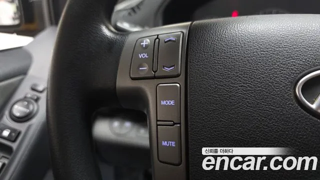 Hyundai Starex 2016 — фото 14