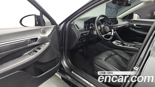 Hyundai Sonata 2022 — фото 11