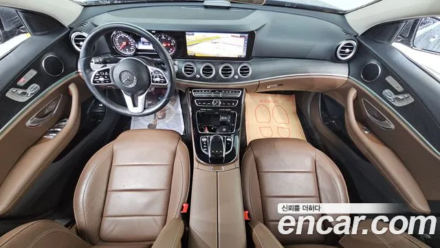 Mercedes-Benz E-Class 2019 — фото 7