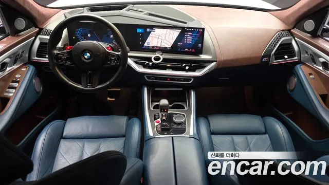 BMW XM 2023 — фото 10