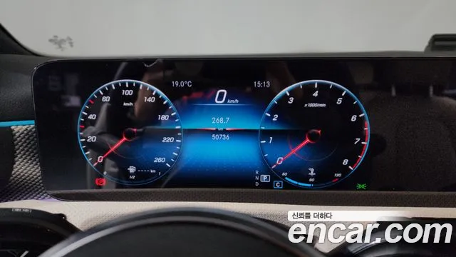 Mercedes-Benz A-Class 2022 — фото 11
