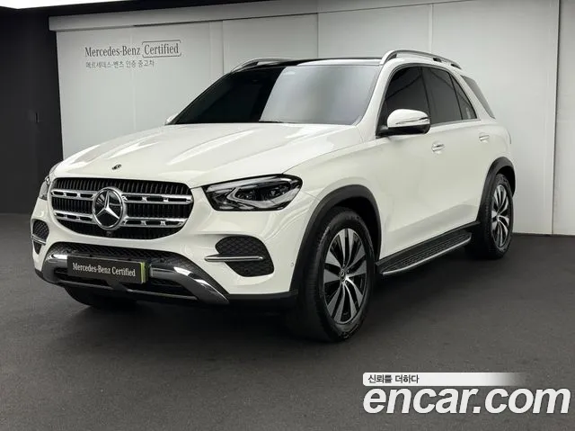 Mercedes-Benz GLE-Class 2026 — фото 1