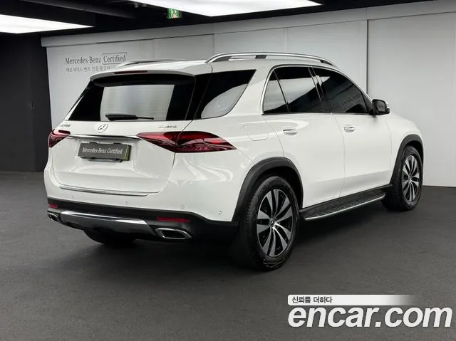 Mercedes-Benz GLE-Class 2026 — фото 2