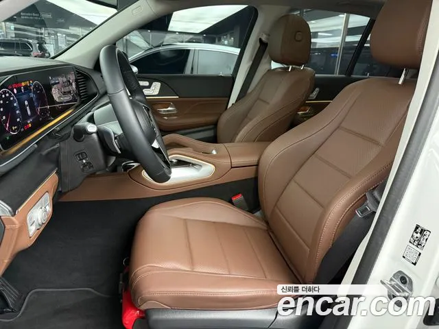 Mercedes-Benz GLE-Class 2026 — фото 10