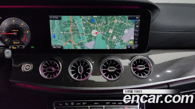 Mercedes-Benz CLS-Class 2019 — фото 18