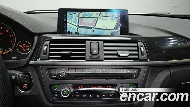 BMW 3-Series 2015 — фото 14