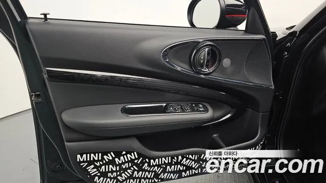 Mini Clubman 2022 — фото 13