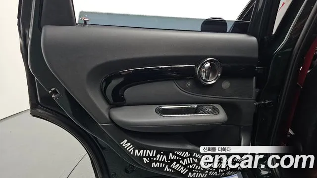 Mini Clubman 2022 — фото 14